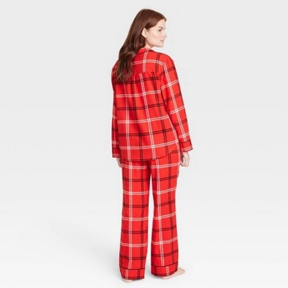 NWT Wondershop Women's Red Plaid Lightweight
Flannel 2pc Pajama Set - Picture 2 of 6